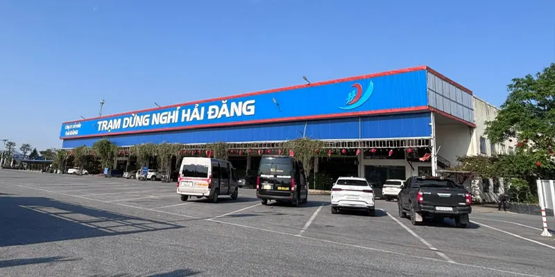 Trạm dừng nghỉ – Dịch vụ